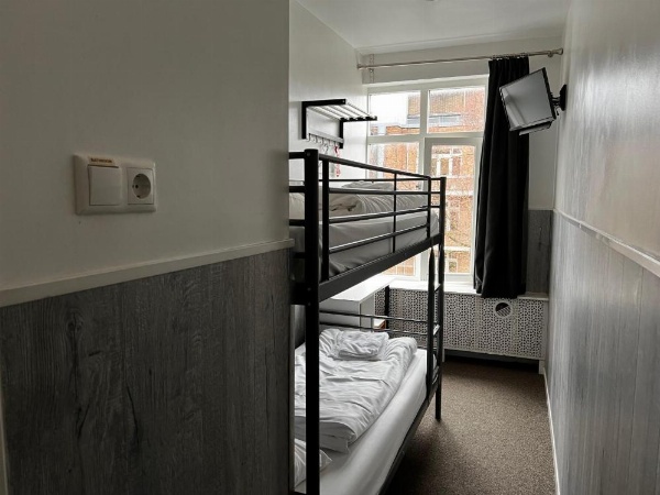 Budget Trianon Hotel image 27