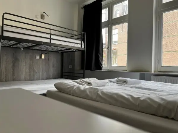 Budget Trianon Hotel 4