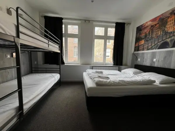 Budget Trianon Hotel 5