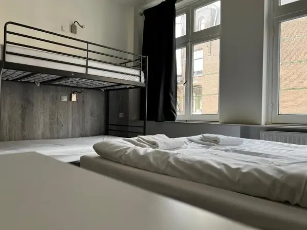 Budget Trianon Hotel 9