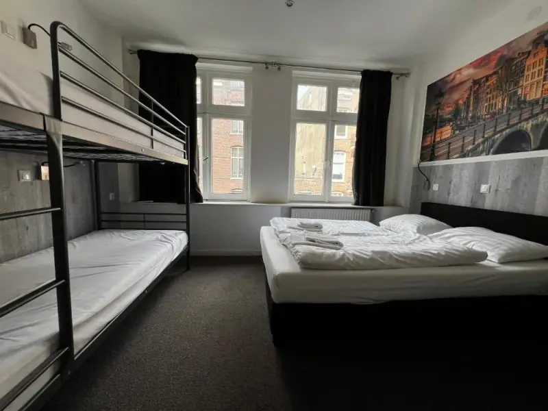 Classic Quadruple Room